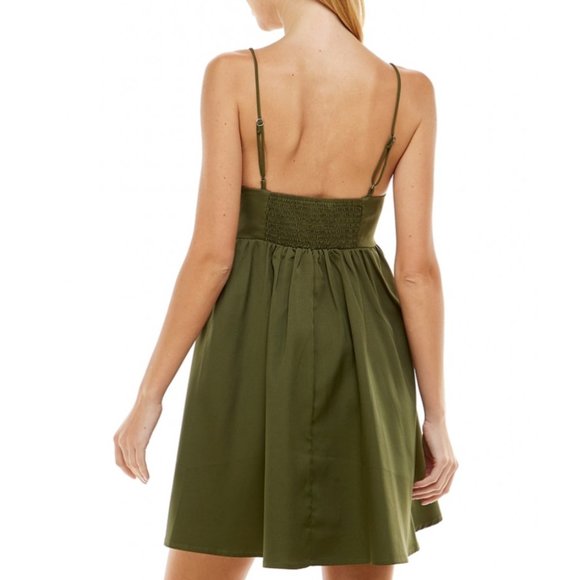 TCEC - Sleeveless Bow Dress - Picture 3 of 4